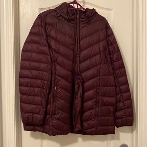 Maroon puff shirt coat